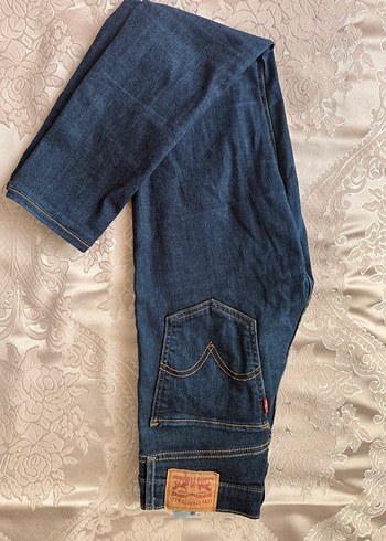 Levis Koyu Mavi Denim Jean