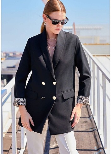 ?YENİ SEZON? LEOPAR ASTARLI DÜĞME DETAY BLAZER 