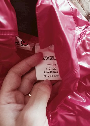Kız Çocuk Parlak kırmızı Düğmeli Yağmurluk - Görsel 4