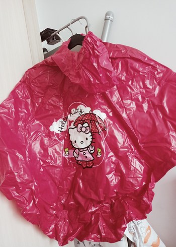 Kız Çocuk Parlak kırmızı Düğmeli Yağmurluk - Görsel 3