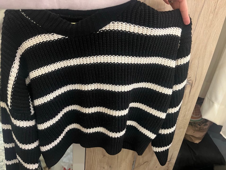 Siyah Beyaz Çizgili Örgü Kadın Kazak - Görsel 2