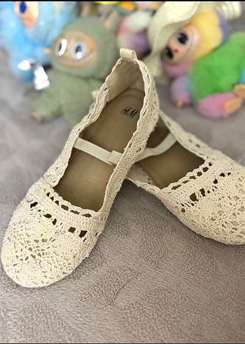 Kız Çocuk Beyaz Dantel Örgü Babet - Görsel 2