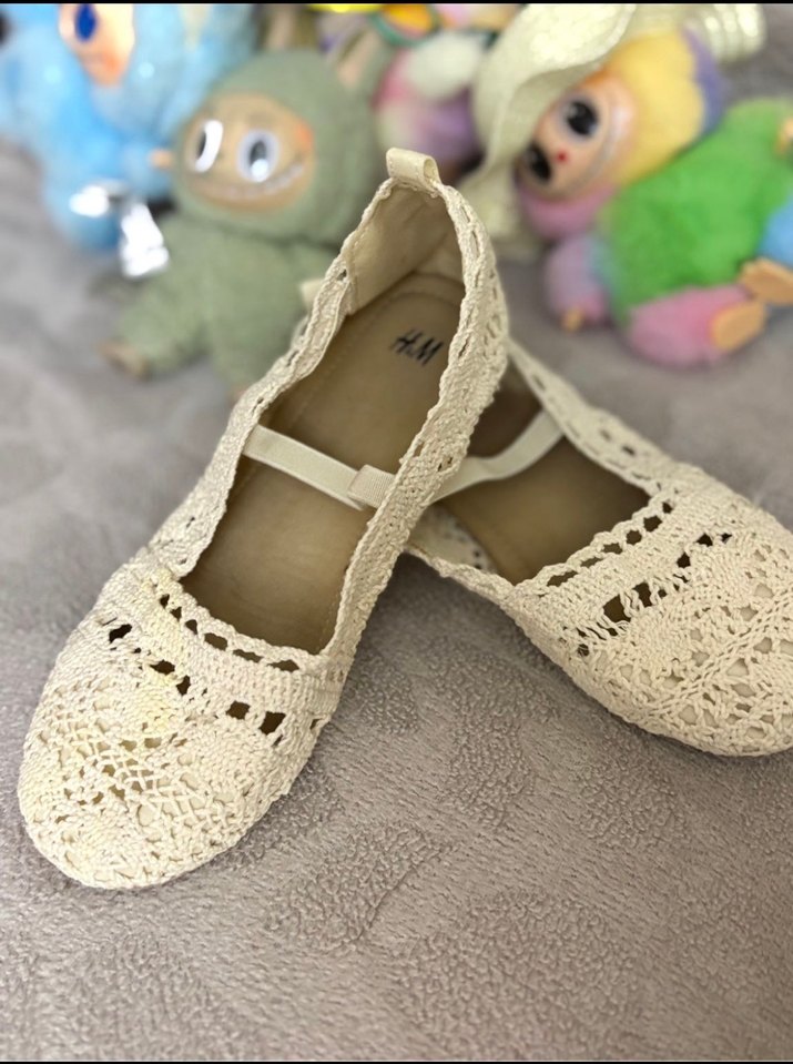 Kız Çocuk Beyaz Dantel Örgü Babet - Görsel 2