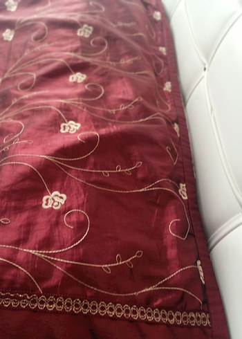 Bordo Parlak Nakışlı Yatak Örtüsü - Görsel 7