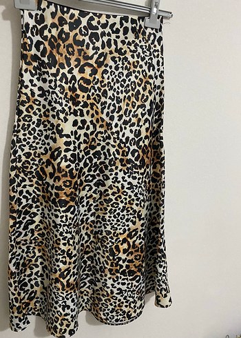 Leopar Desenli Uzun Kadın Etek - Görsel 2