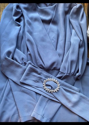 Uzun Gri Drapeli V Yaka Abiye Elbise - Görsel 2