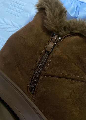 Kahverengi Süet Kürklü Kadın Dolgu Topuk Bot - Görsel 5