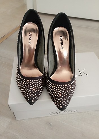 Zara Taşlı Stiletto Şık Ayakkabı