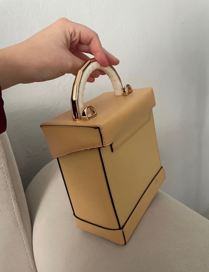 Matmazel Bej Süet Tokalı Kadın Çanta - Görsel 4