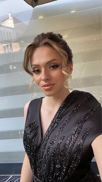 Siyah Taşlı Abiye