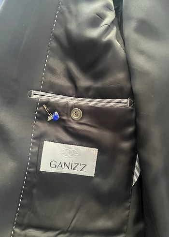 Siyah Düğmeli Erkek Takım Elbise - Görsel 3