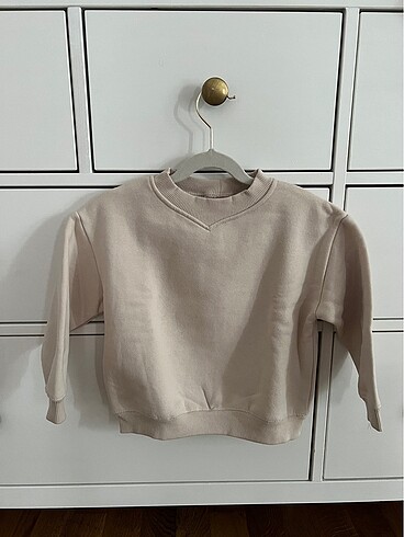 Zara sweatshirt