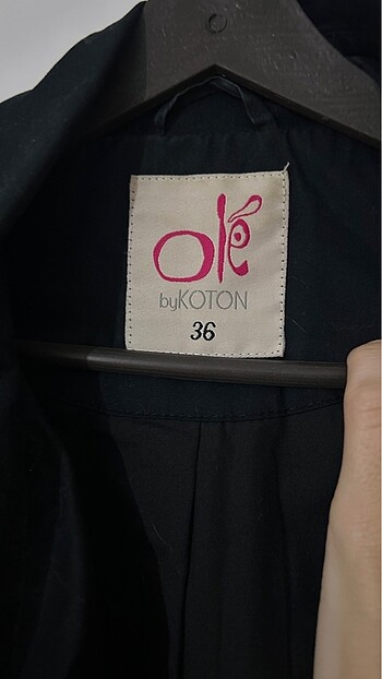 s Beden Koton Siyah trençkot