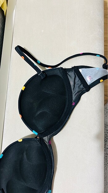 34 Beden Puantiyeli Bikini üstü push up