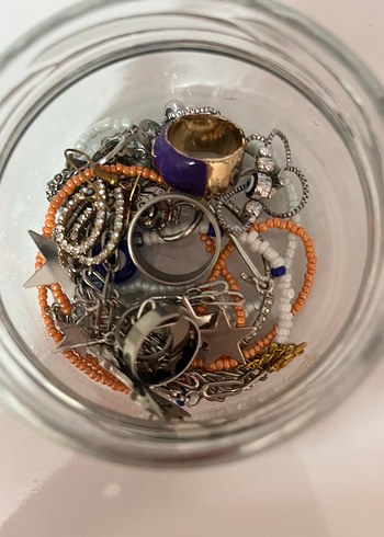 Accessorize Gizemli takı kavanozu.