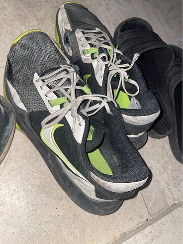 Nike spor ayakkabı