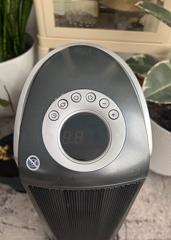 Diğer Gri Ayaklı Elektrikli fanlı Isıtıcı