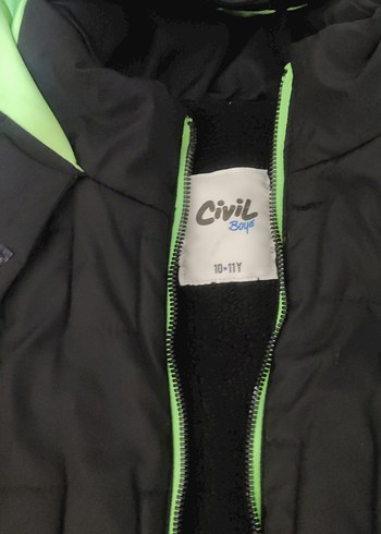 Siyah Kapüşonlu Erkek Çocuk Mont - Görsel 5