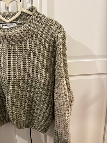 Stradivarius Stradivarius Crop Kazak