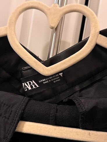 xs Beden Zara İspanyol paça deri pantolon