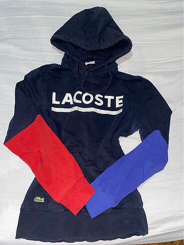 Lacoste sweatshirt