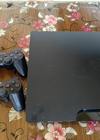 Sony PlayStation 3 Slim Konsol ve 2 Kontrol