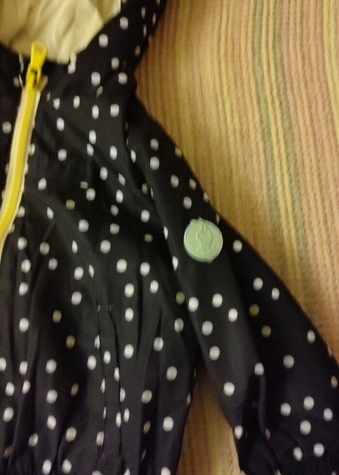 Zara Su Geçilmez Bebek Yağmurluk (9-12 ay)  - Görsel 3