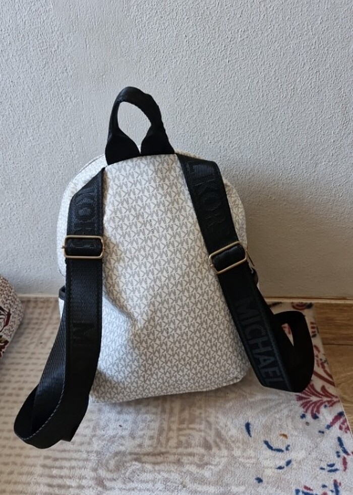Michael kors çanta sırt çantası - Görsel 2