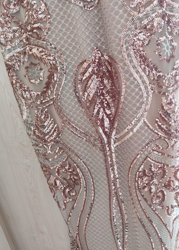 Pul detaylı bakır rengi abiye elbise - Görsel 3