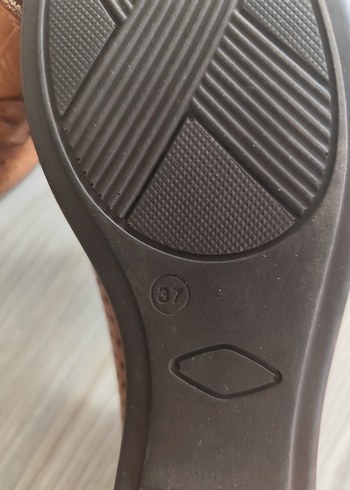 Kahverengi Deri Dolgu Topuklu Kadın Ayakkabı - Görsel 4