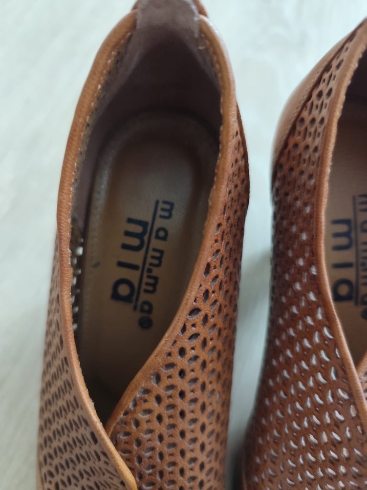 Kahverengi Deri Dolgu Topuklu Kadın Ayakkabısı - Görsel 3