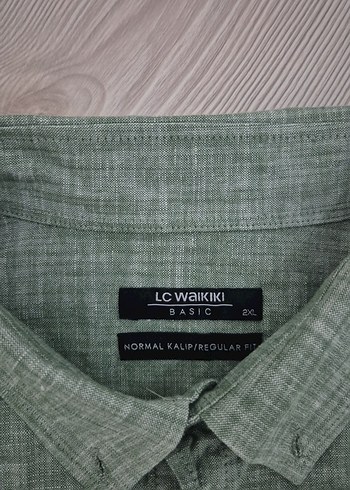 LC Waikiki Erkek Kısa Kollu Keten Yeşil Gömlek