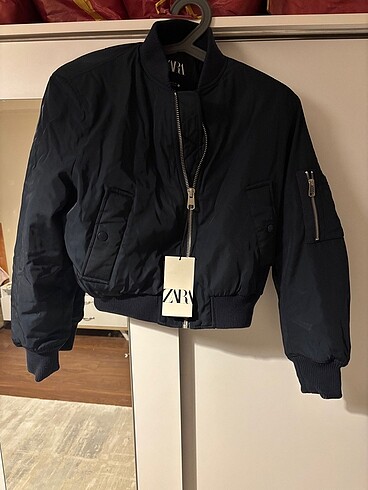Zara mont