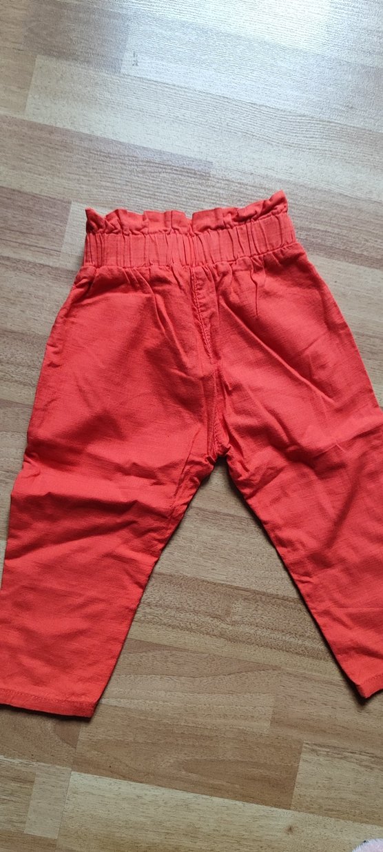 Kızlar için Kırmızı Düğmeli Keten Pantolon - Görsel 2