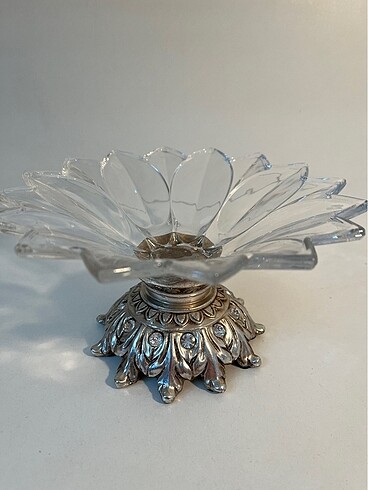 Lucky art marka 19 cm ebatlarında ayaklı şekerlik