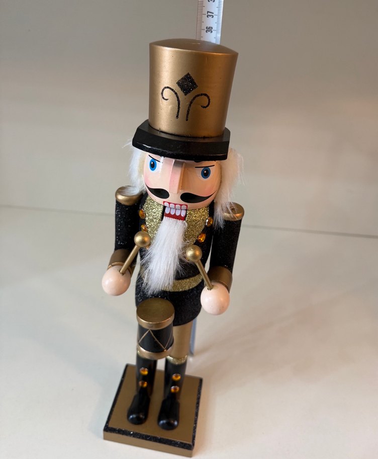 Altın ve Siyah renk fındıkkıran biblo - Görsel 5