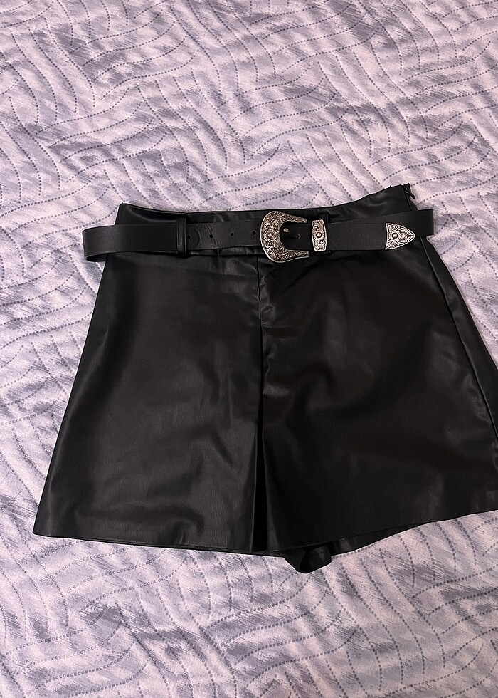 Zara deri kemerli şort - Görsel 5