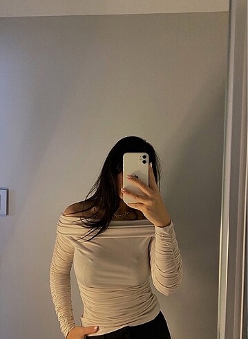 H&M H&M büzgülü ekru bluz