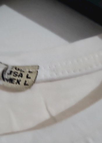 kolları tüy detaylı tişört - Görsel 3