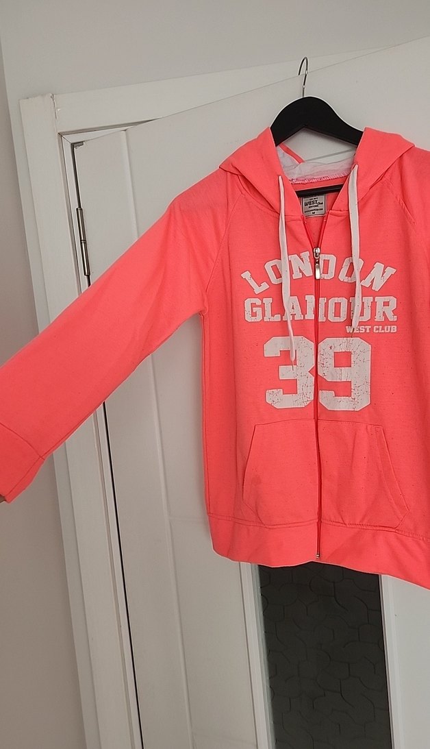 Neon Pembe Kapüşonlu Kadın Sweatshirt - Görsel 2