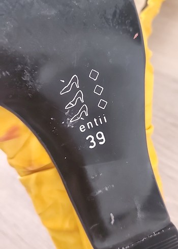 Sarı Parlak Tokalı Blok Topuklu Kadın Babet - Görsel 7