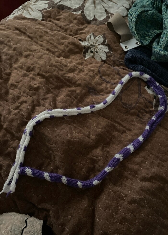 El örgüsü kalp motifli atkı - Görsel 4