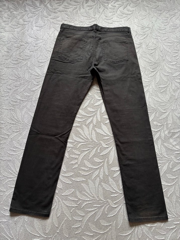 H&M Marka Siyah Jean - Görsel 2