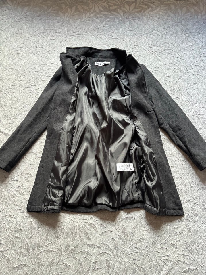 Hello 7 Marka Siyah Kaşe Kaban - Görsel 3