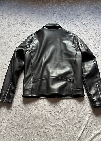 Zara Marka Siyah Deri Mont - Görsel 2