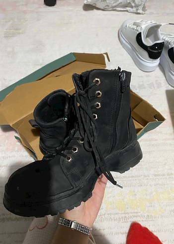 Siyah Kadın bot - Görsel 2