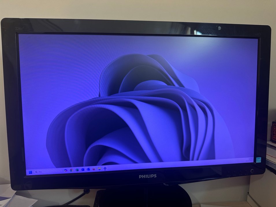 21,5 inç Philips monitör satılık - Görsel 4