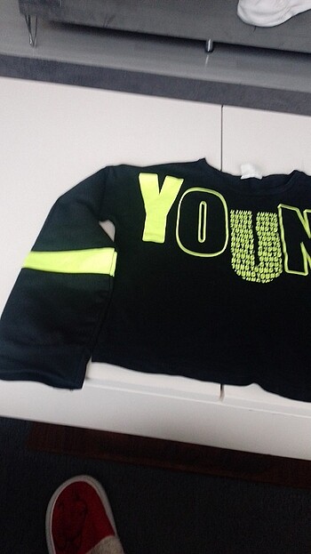 LC Waikiki LCW sweatshirt