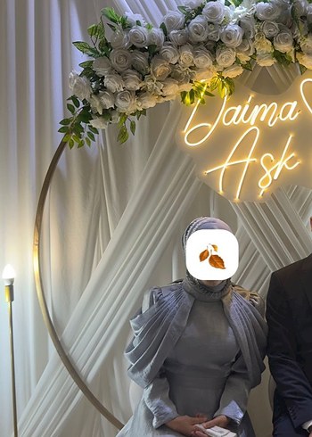 Beden Gri mavi tonlarında abiye