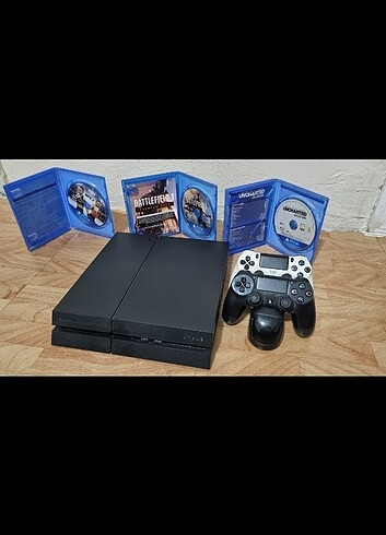 Playstation 4 ( 500 GB)